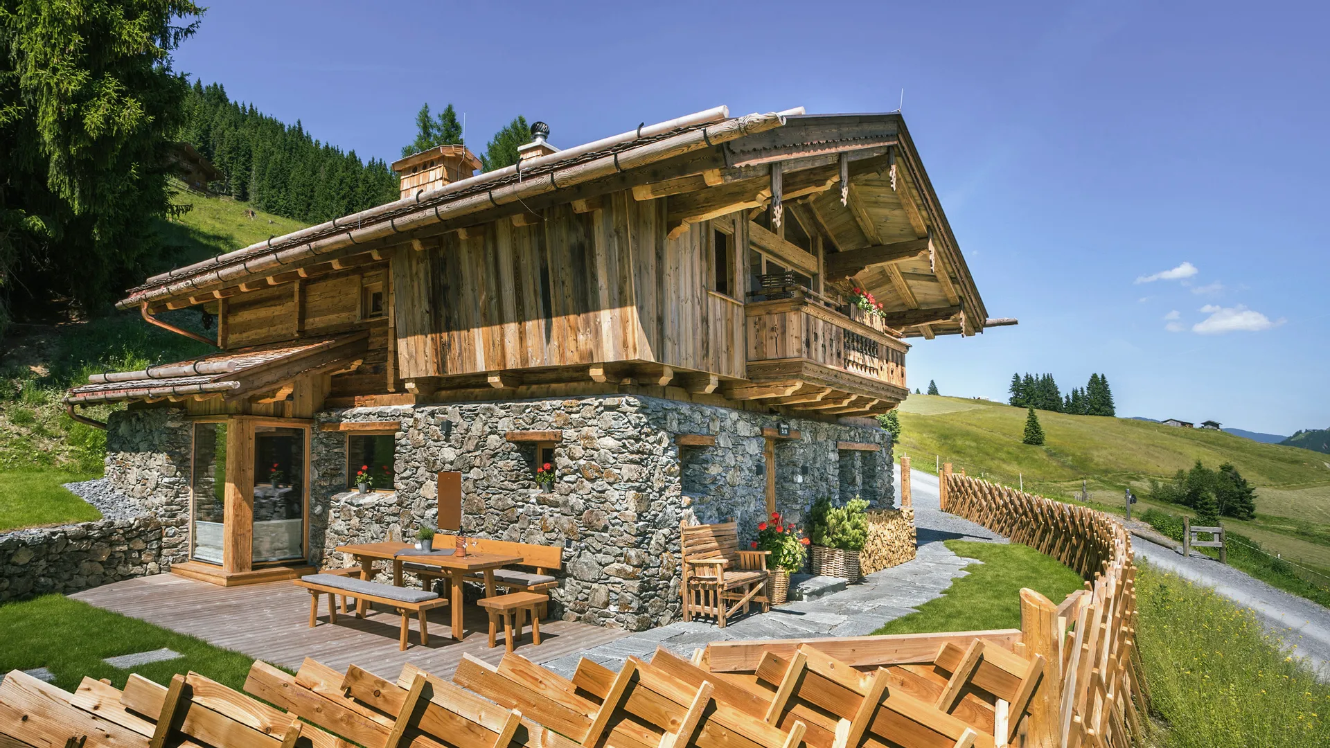 Schönwieshütte im Sommer